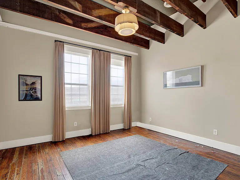 226 W Broughton St #2A — Photo 12