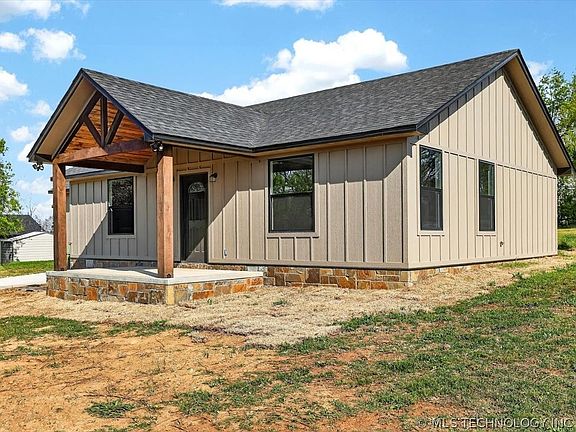 4th image of 301 W Swanson Rd