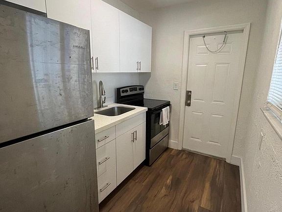 3rd image of 2300 NW 6th St #2