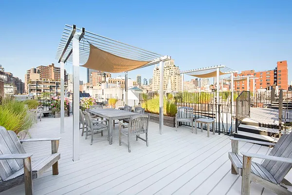 Sold by Town Residential | media 17