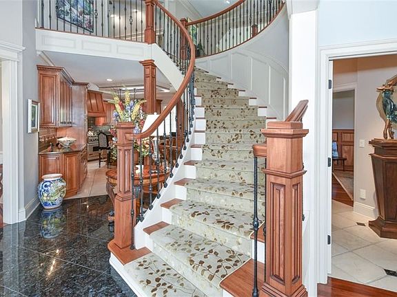 2nd image of 3609 Downing St