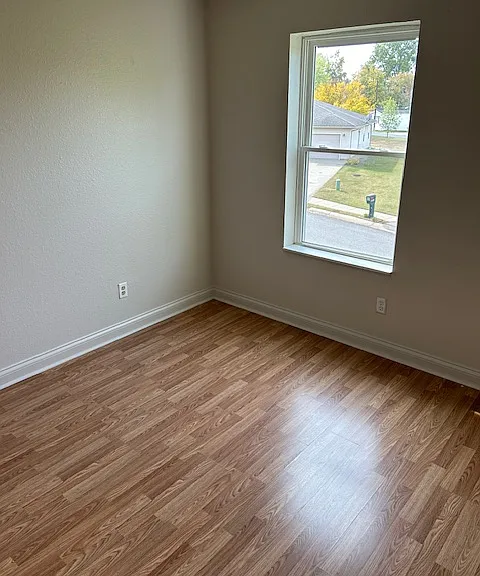 6884 Lexington Dr — Photo 6