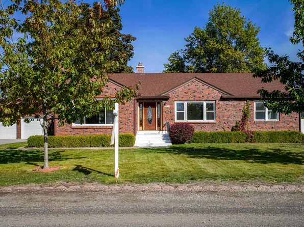 9607 E Upriver Dr, Spokane, WA 99206