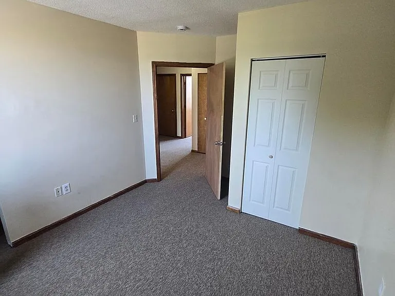165 Westland St — Photo 3