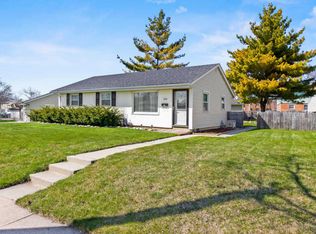 2104 W Whitaker Ave, Milwaukee, WI 53221