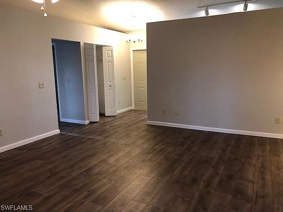 3rd image of 17301 Knight Dr