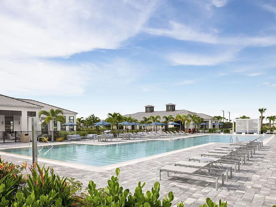BB Living Seven Shores