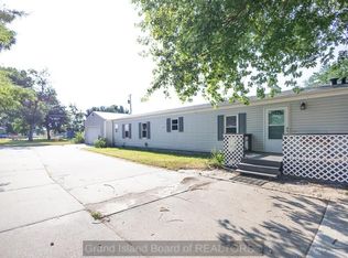 216 5th St, Saint Paul, NE 68873