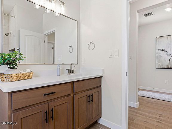 4th image of 3524 King Fisher St