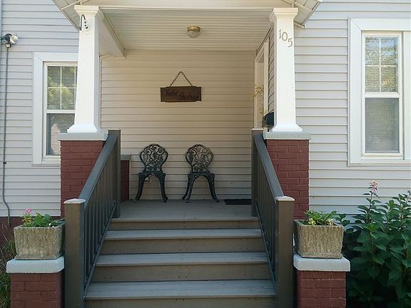 3rd image of 105 Budlong St