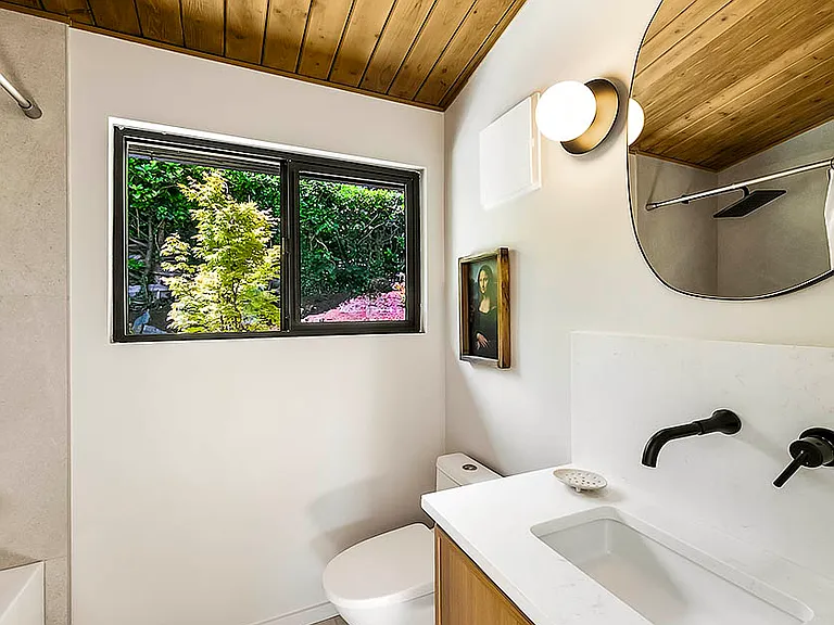 7936 Seward Park Ave S — Photo 46
