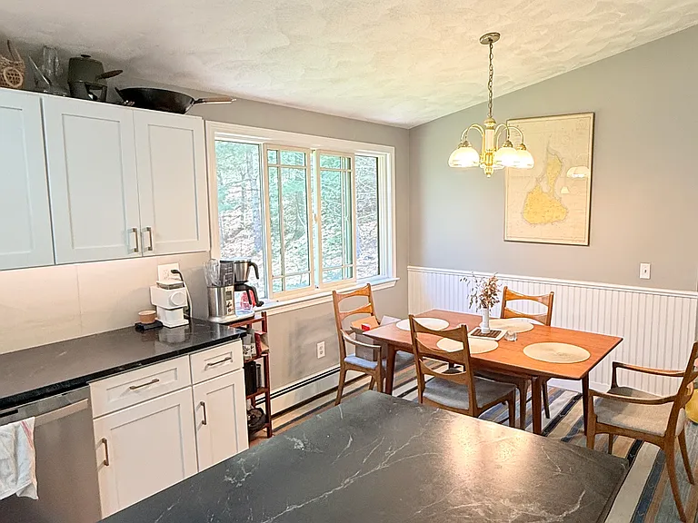 49 Arbutus Trl — Photo 13