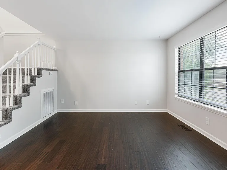 3100 Conviser Dr — Photo 4