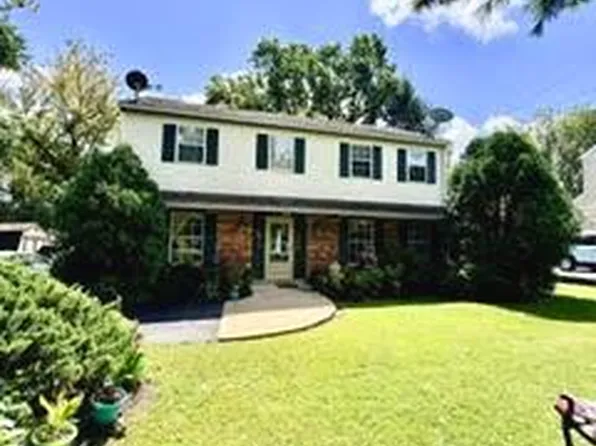 55 N State Rd, Springfield, PA 19064