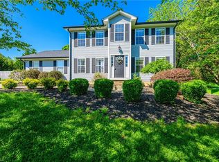 1204 Hillsboro Ct SW, Lenoir, NC 28645