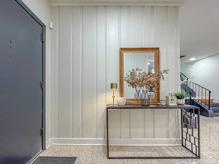 1044 Seminole Dr — Photo 43