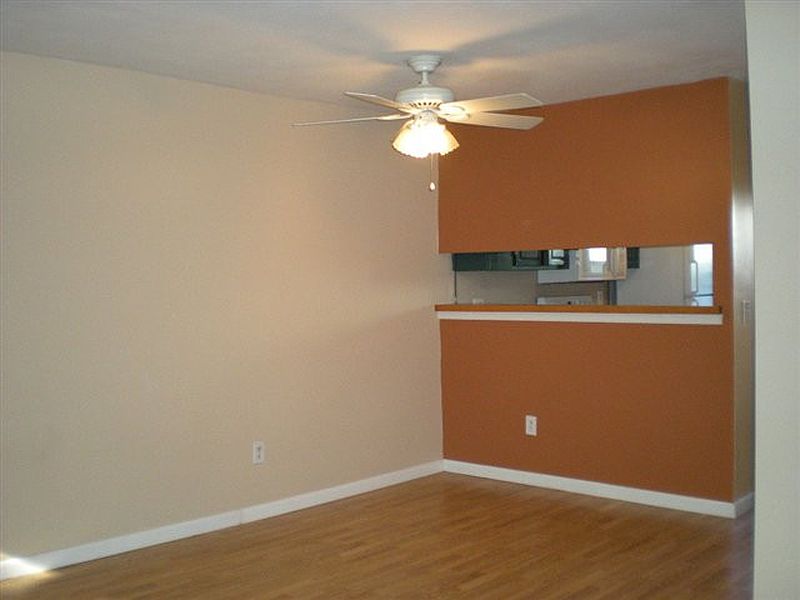 4th image of 1603 ROCKPORT Court