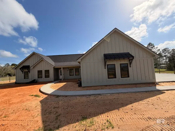 28310 Comstock Rd, Elberta, AL 36530