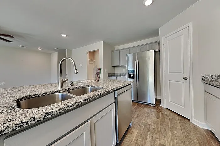 425 Red Poll Way — Photo 6