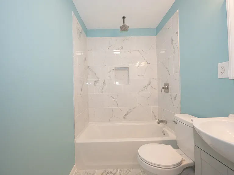 538 Norton Ave — Photo 15