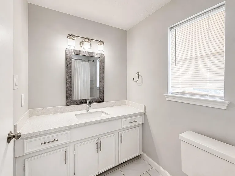 13521 Peoria St — Photo 22