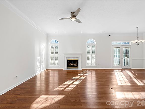 5th image of 145 Walmsley Pl