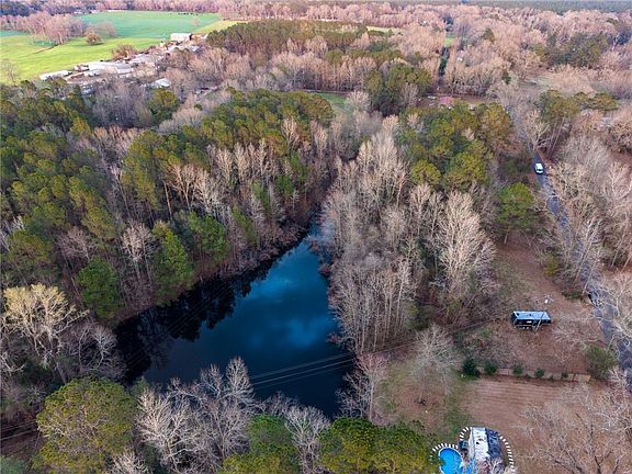 5th image of 40045 Archie Wallace Rd