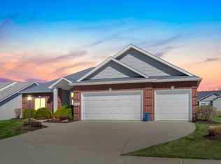 11272 Parkers Bay Dr, Fort Wayne, IN 46845
