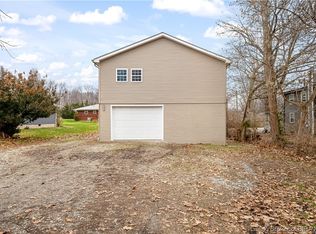 1806 Payne Koehler Rd, Sellersburg, IN 47172