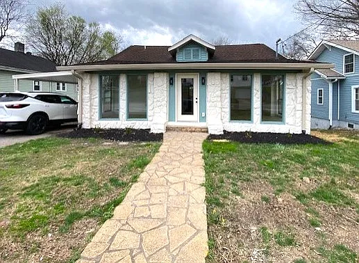 2019 Nadine St — Photo 1