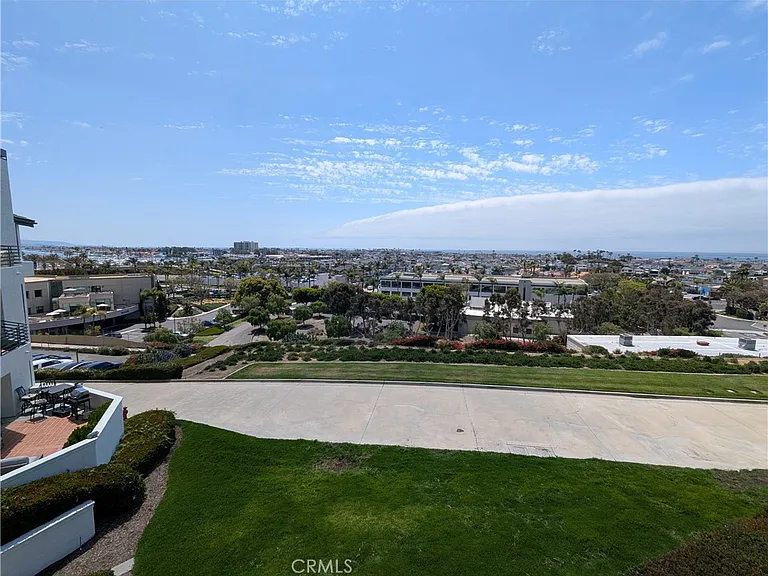 270 Cagney Ln #308 — Photo 9