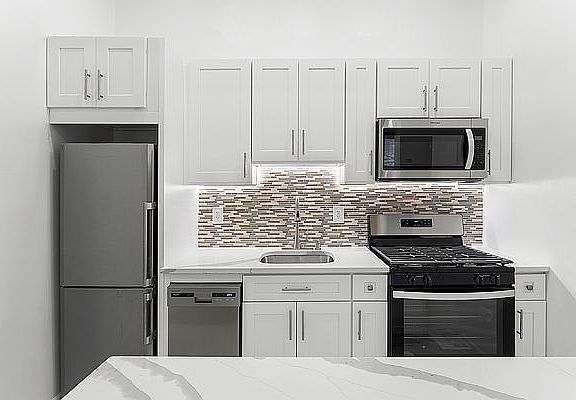 2nd image of 242 W 138th St APT 1