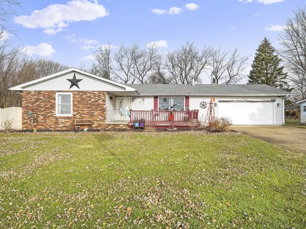 309 E Parker St, Gardner, IL 60424