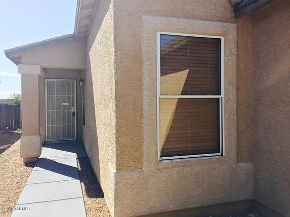 3rd image of 6272 S Sunrise Valley Dr