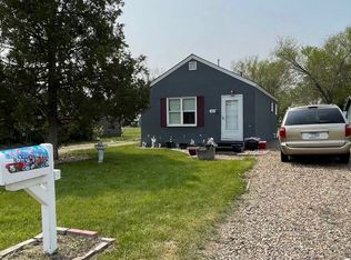 405 5th St NE, Sidney, MT 59270