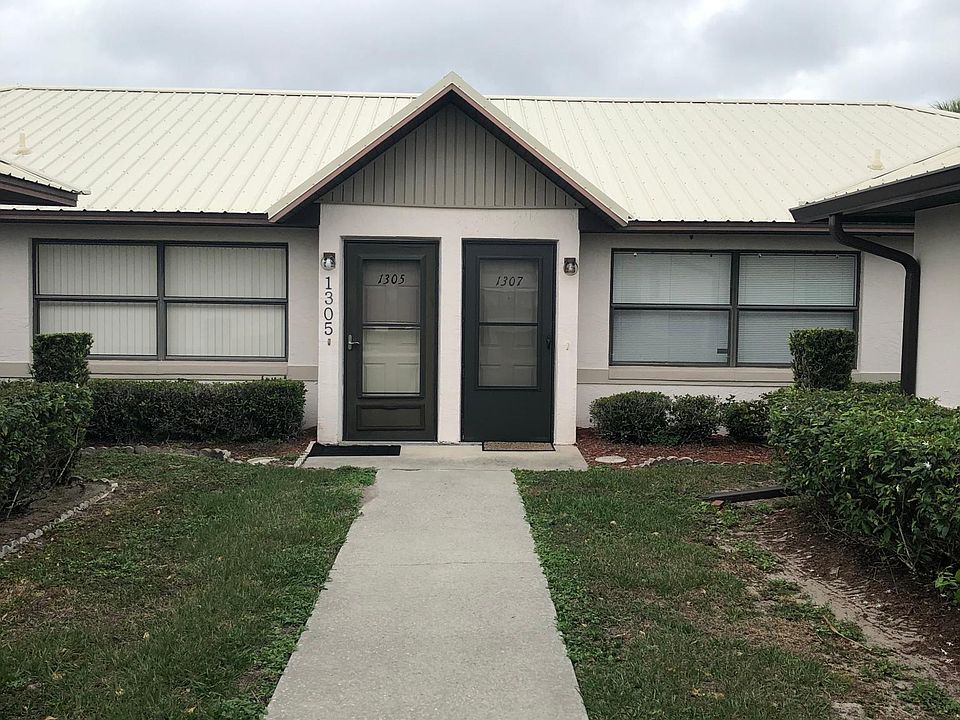 1st image of 1307 Villaway W #1307