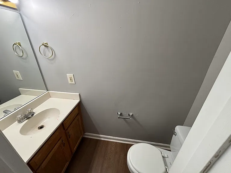210 Maple Leaf Ln — Photo 5