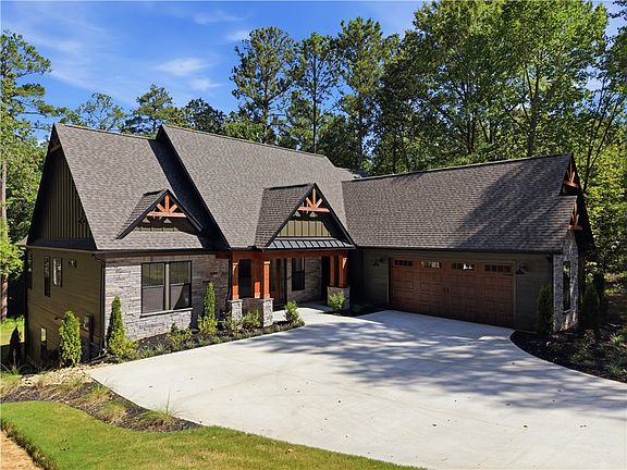 2nd image of 106 Polo Ct