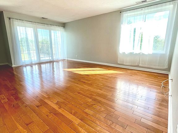 3rd image of 425 Walnut Creek Ln Unit 1508