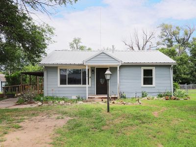 100 E Valley Rd, Wichita, KS, 67216