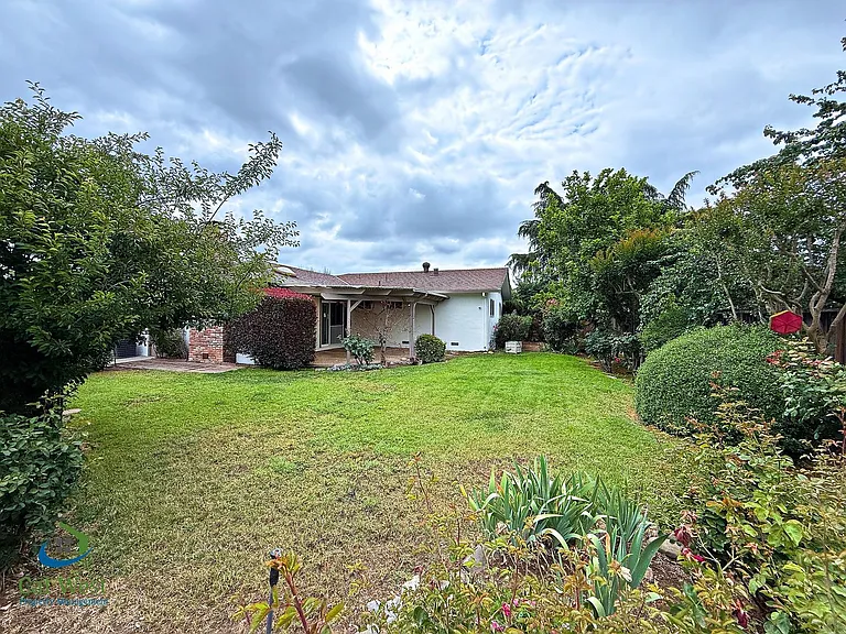 1370 Fernwood Ln — Photo 32