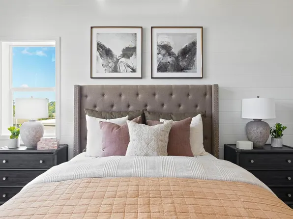 1304 Barbet Cir #1, Sunnyvale, CA 94087