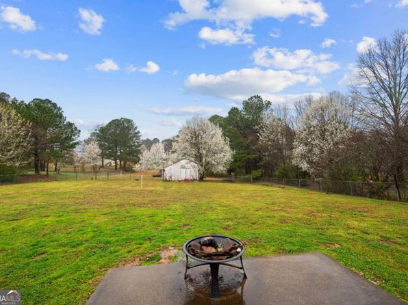 331 Cobblestone Rd, Auburn, GA 30011