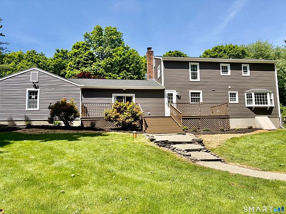 4th image of 1447 Bucks Hill Road