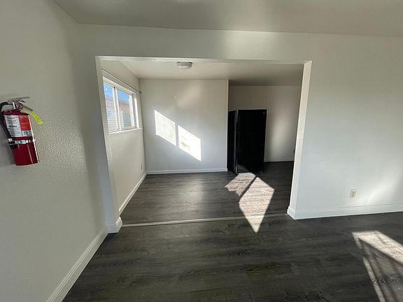 Entryway To Kitchen