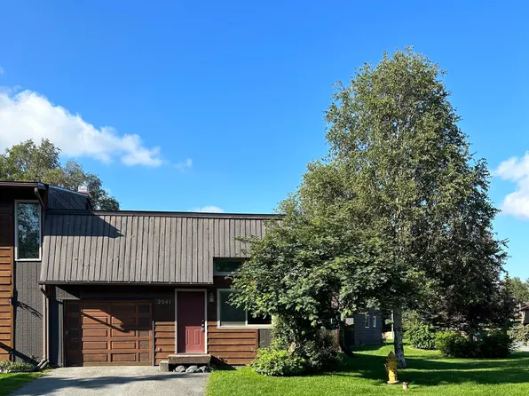 2041 Stonegate Cir, Anchorage, AK 99515