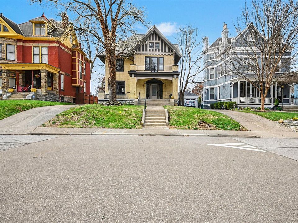 1st image of 3051 Fairfield Ave
