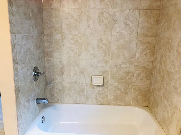 10240 Billings Pointe — Photo 84