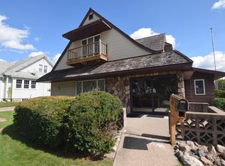 24 N Main St, Clintonville, WI 54929