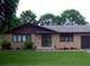 2506 2nd Ave SE, Dyersville, IA 52040